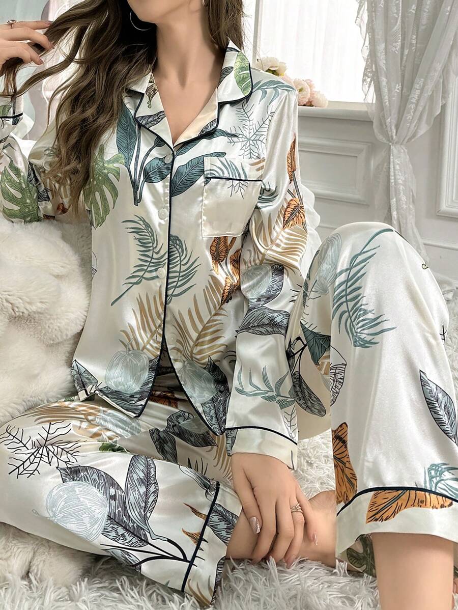 ست لباس خواب حریر طرح گلدار زنانه